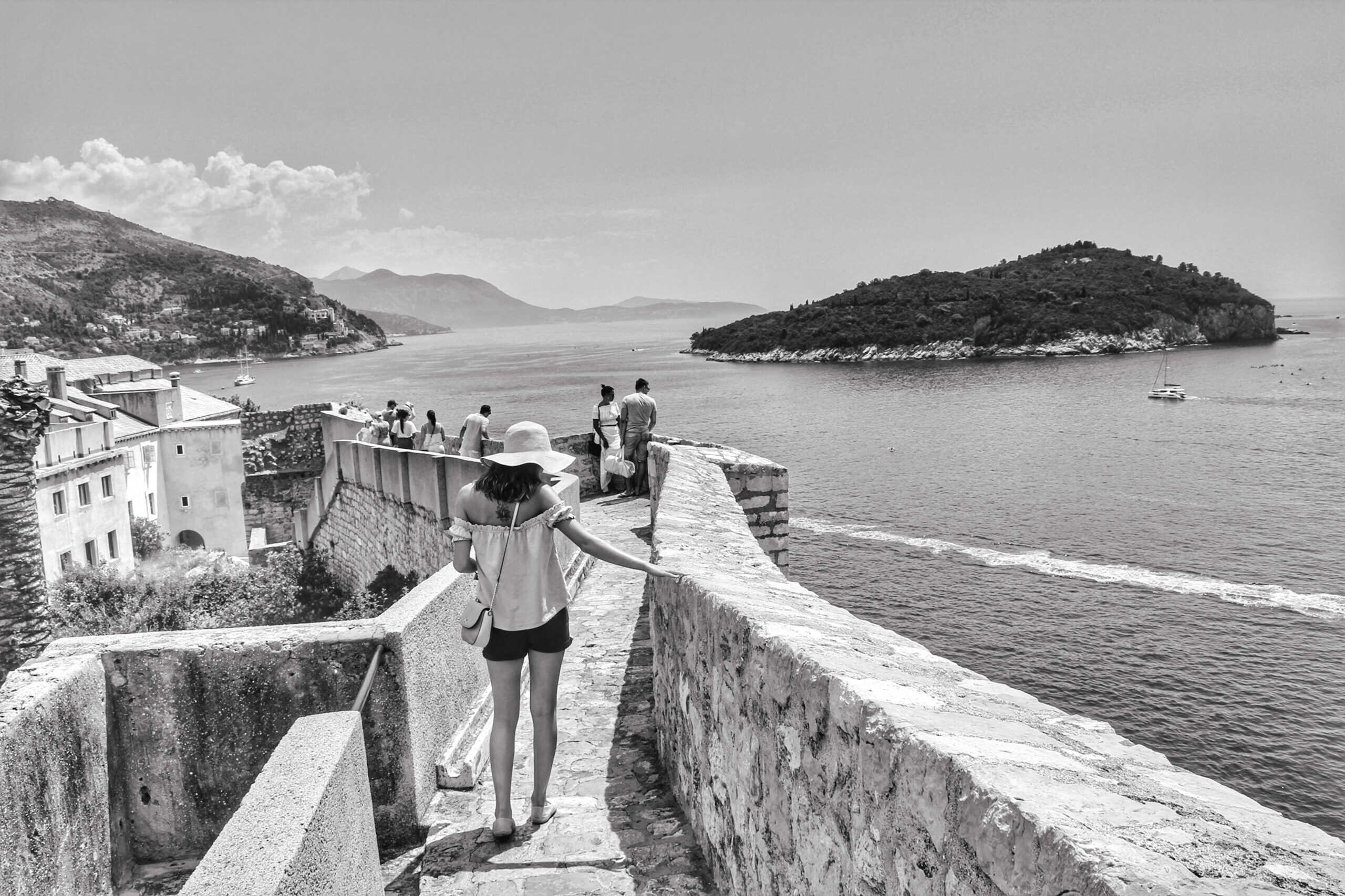 patricia-jekki-H_WaCosncYo-unsplash